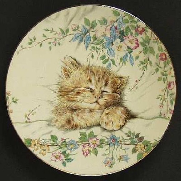 🐈 Royal Worcester Crown Ware, Kitten Classics Plate Collection - Picture 2 of 5